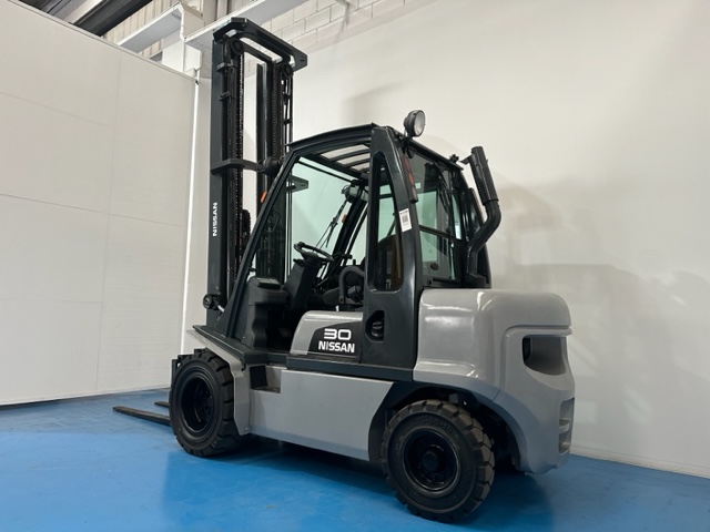 Nissan YG1D2A30Q Nissan YG1D2A30Q